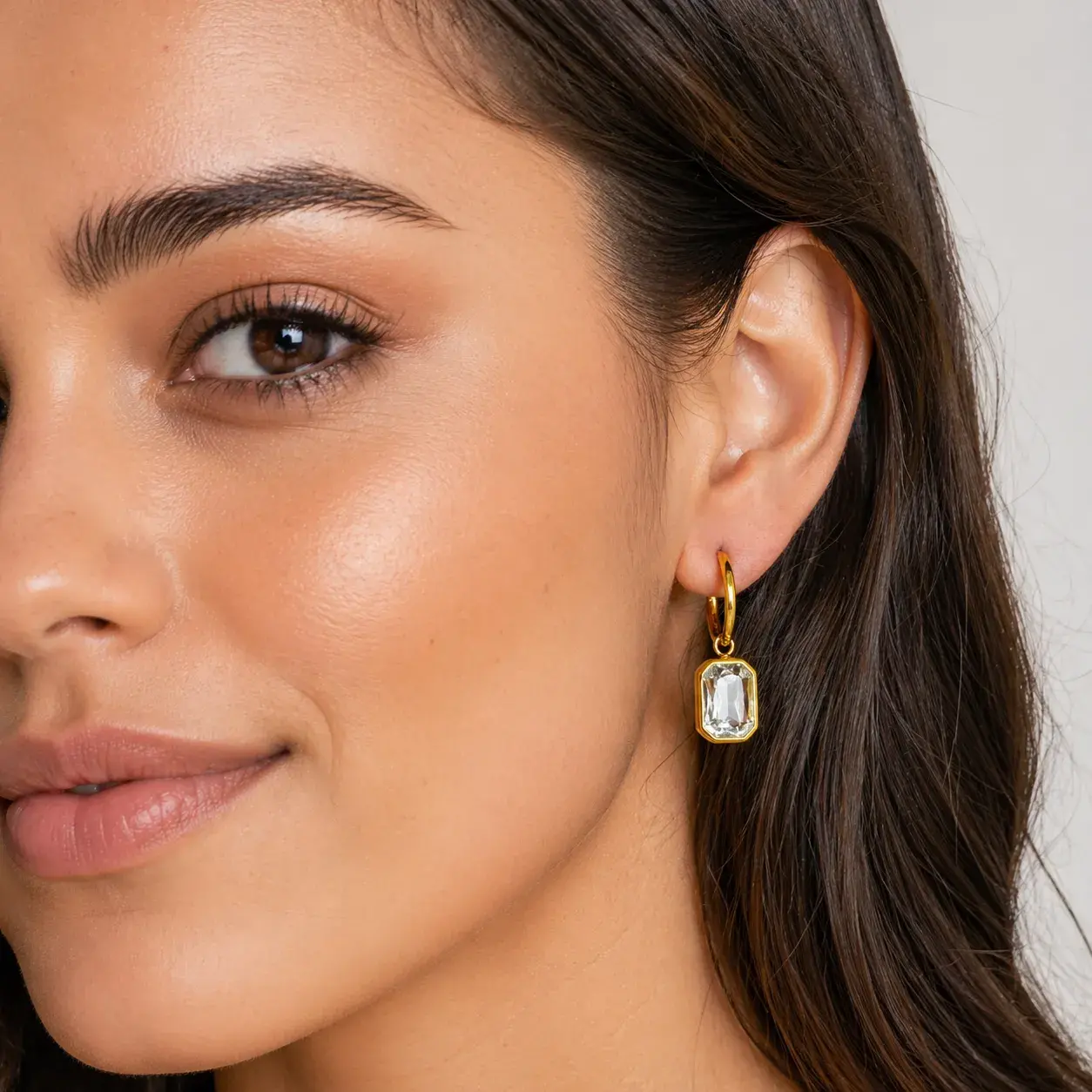Aretes Acero Dorado Arracadas Huggies Cristal Rectangular