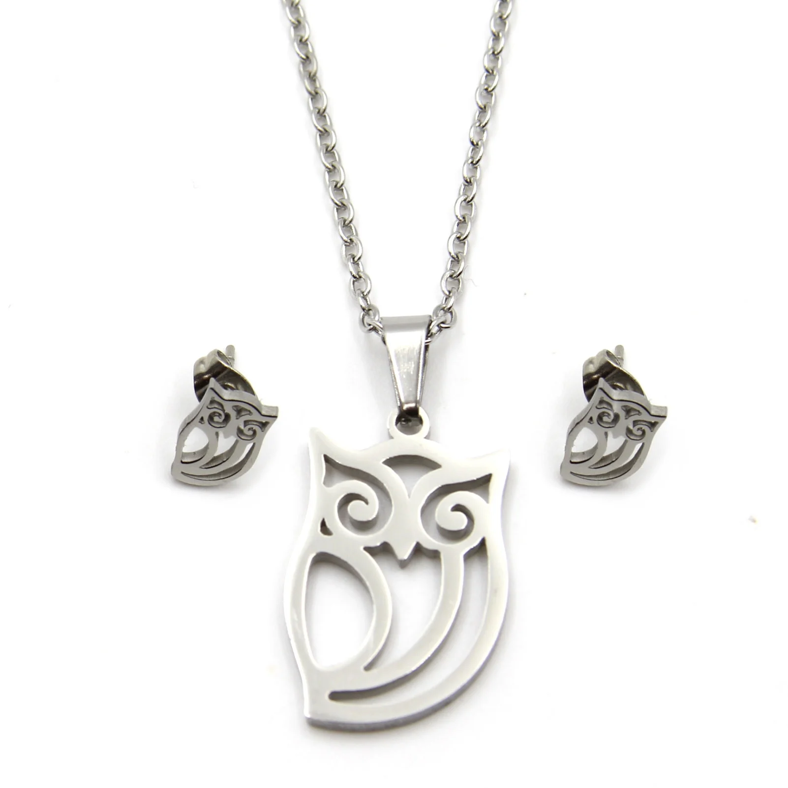 Set de Joyeria Plateado Cadena Aretes Dije Búho Lechuza