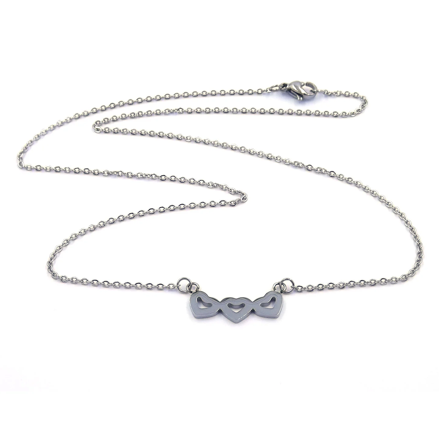 Collar Acero Plateado Triple Alma Corazones