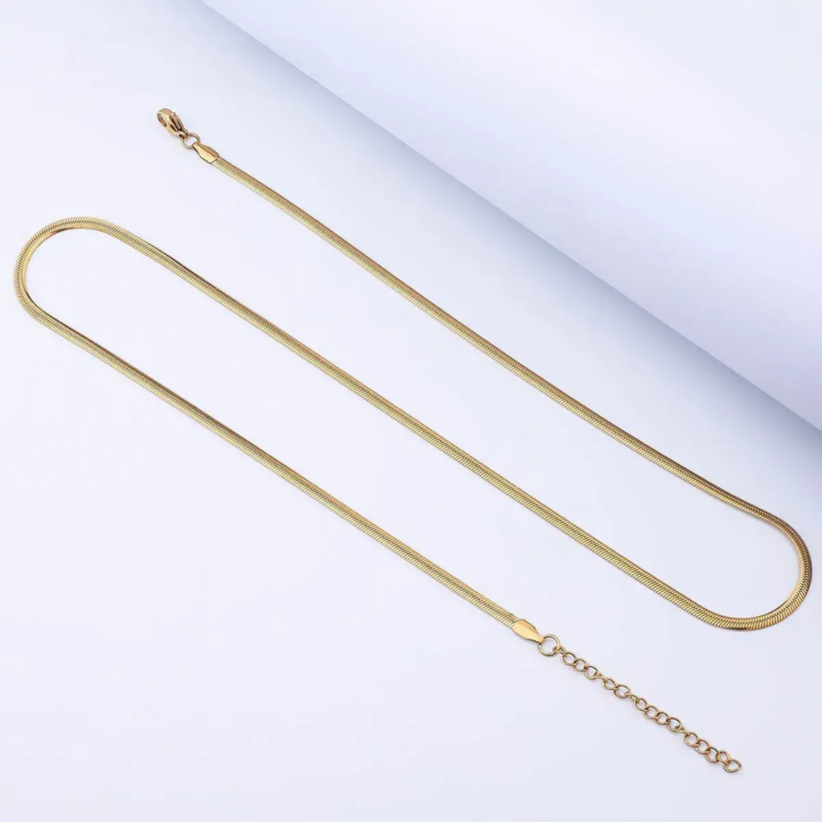 Cadena Acero Dorado Planchada Panza de Vibora 4 mm