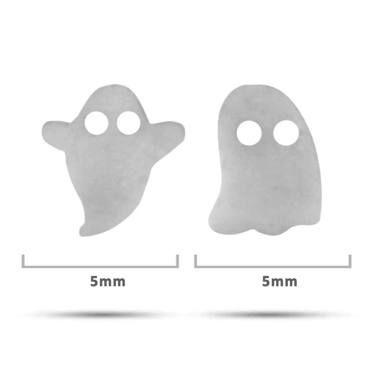 Arete Tipo Broquel Acero Plateado Pequeño Fantasma Dispar
