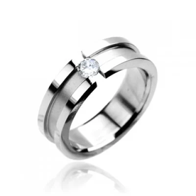 Anillo Acero Inoxidable Plateado Diseño Zirconia Prensada
