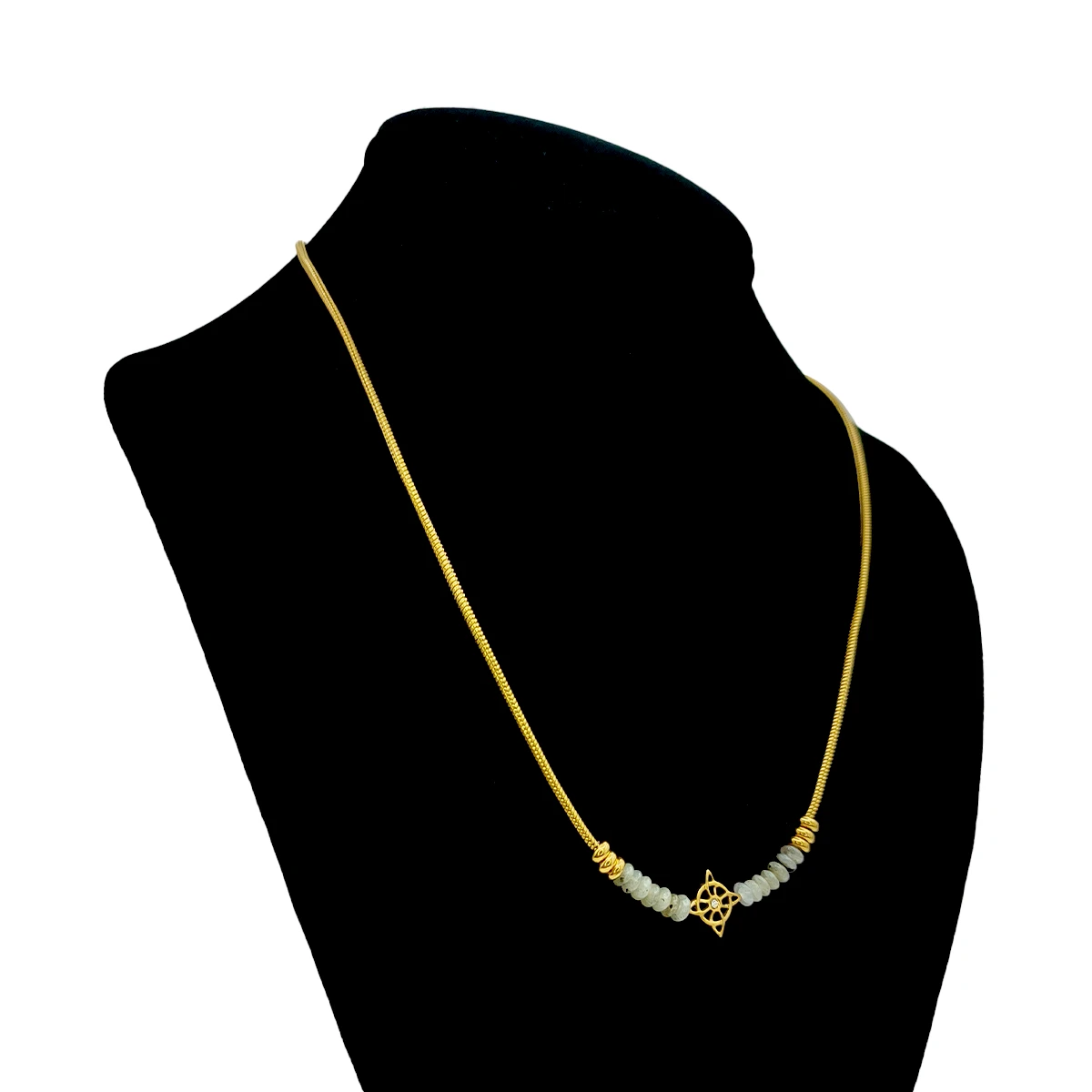 Collar Acero Dorado Nudo de Bruja Labradorita Natural