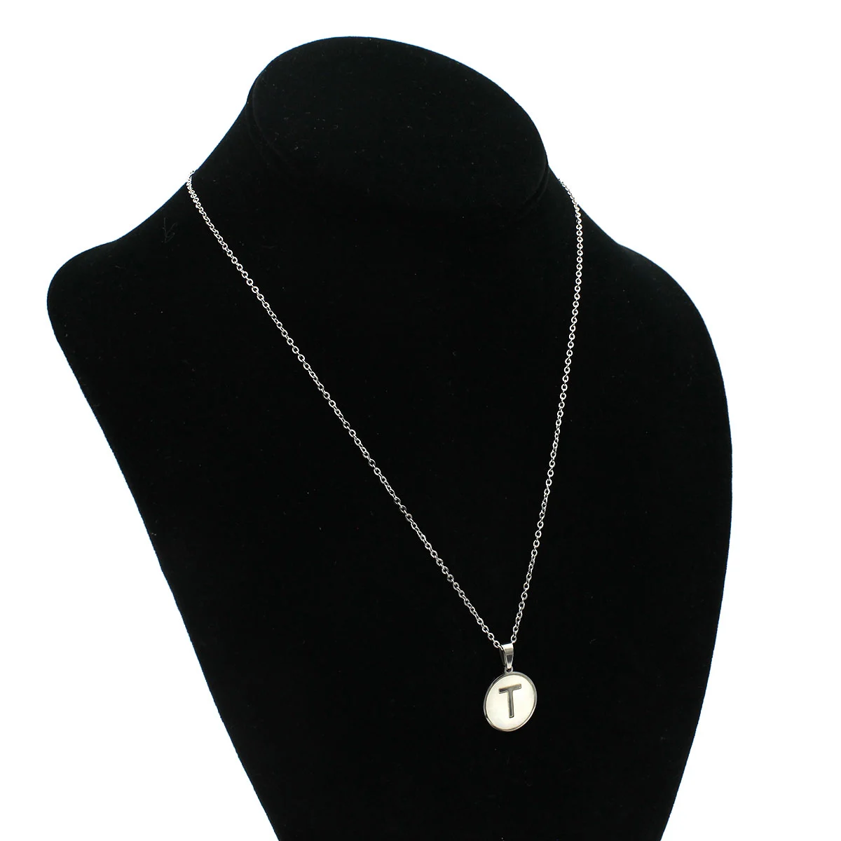 Collar Acero Plateado Circular Letra T Madre Perla