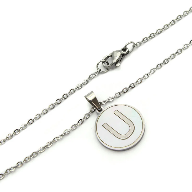 Collar Acero Plateado Circular Letra U Madre Perla