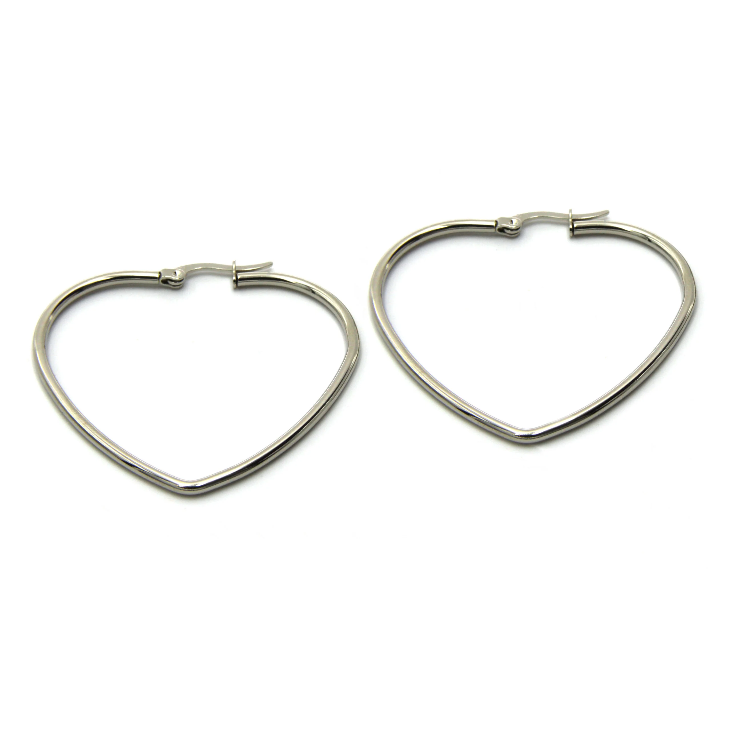 Aretes Acero Plateado Arracadas Corazón Tubular Liso 40mm