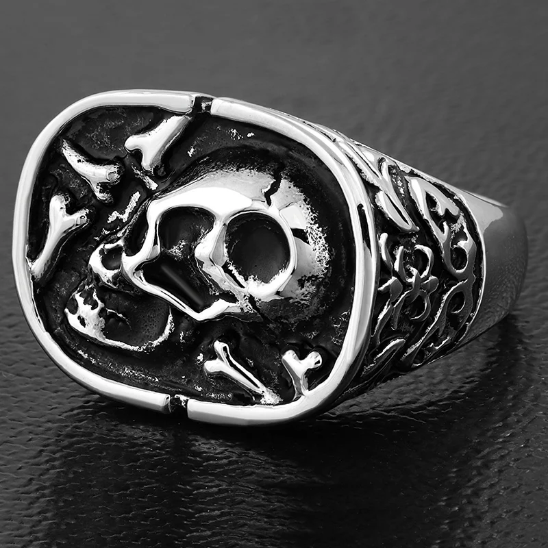 Anillo Acero Calavera Cráneo Huesos Chopper Enterrado