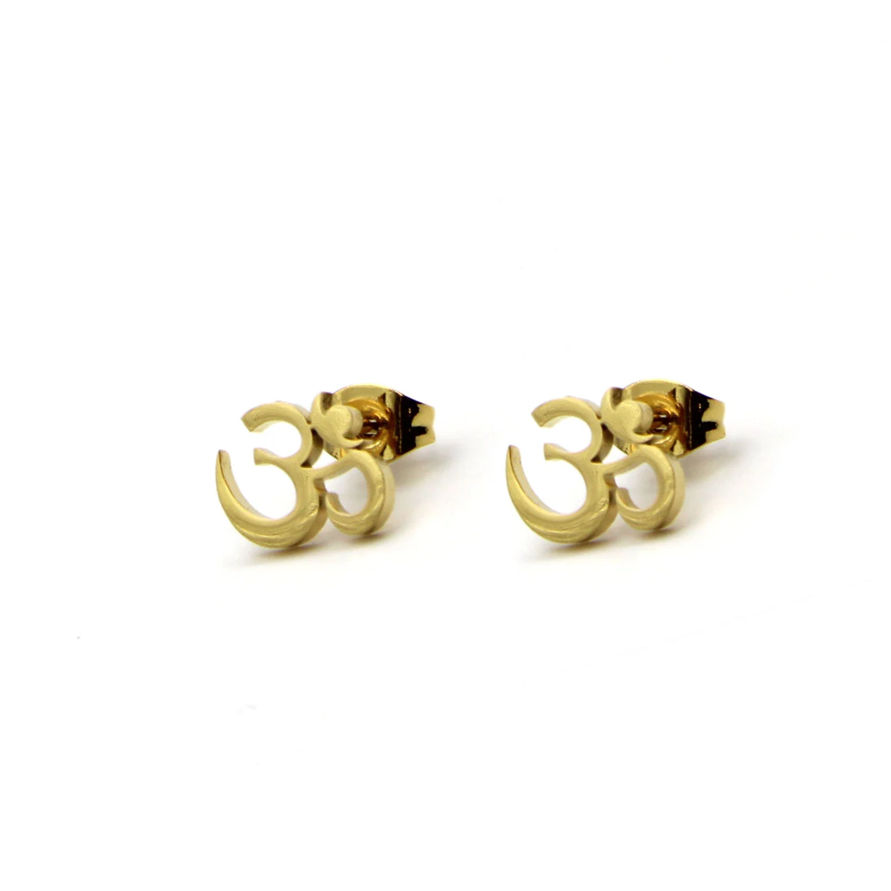 Aretes Broquel Acero Dorado Símbolo lo Esencial Om Hindu