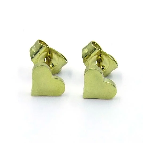 Aretes de Acero tipo Broquel Corazón Perfecto Dorado