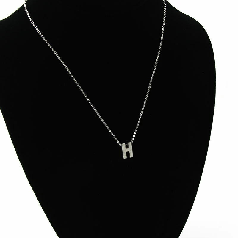 Collar Acero Inoxidable Plateado Letra H Pequeña Nice