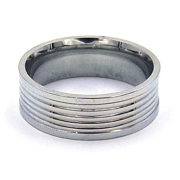 Anillo de Acero Plateado Tipo Argolla Acanalada 8mm