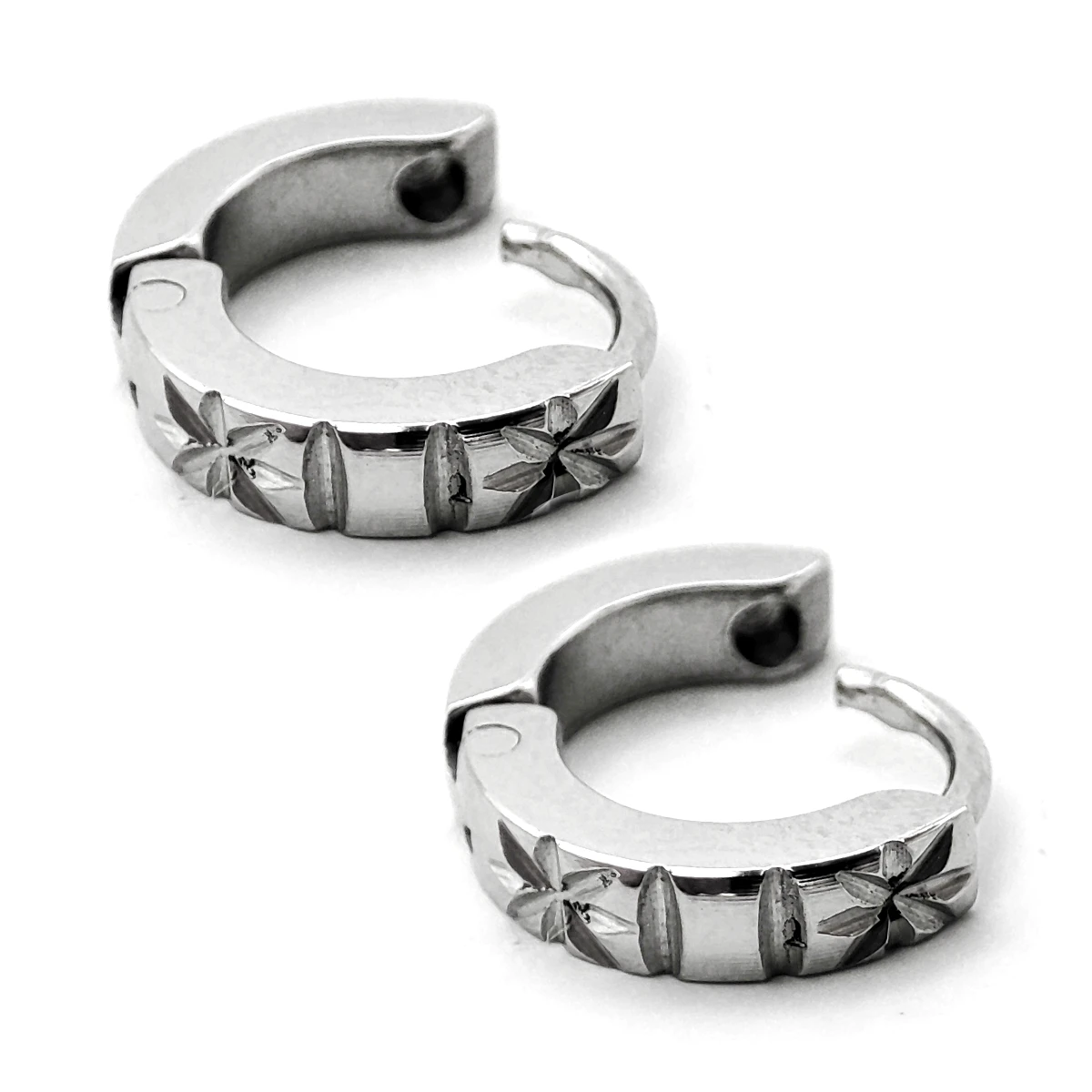Aretes Acero Inox Plateado Niña Huggies Estrella Delgada