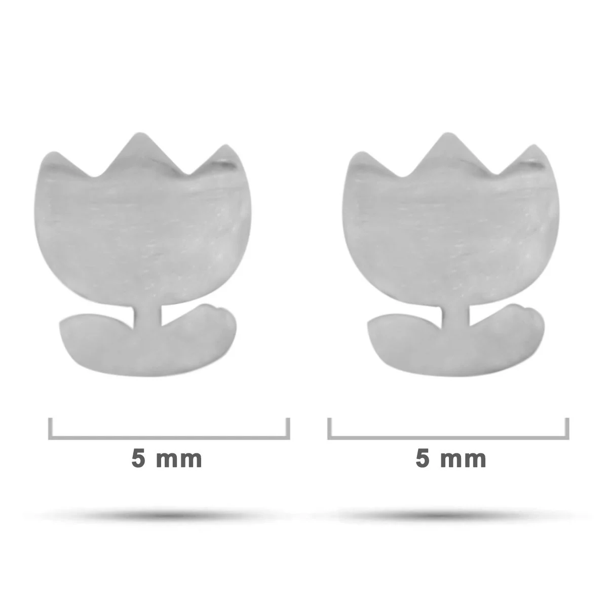 Arete Tipo Broquel Plateado Mini Flor Tulipan Pequeño