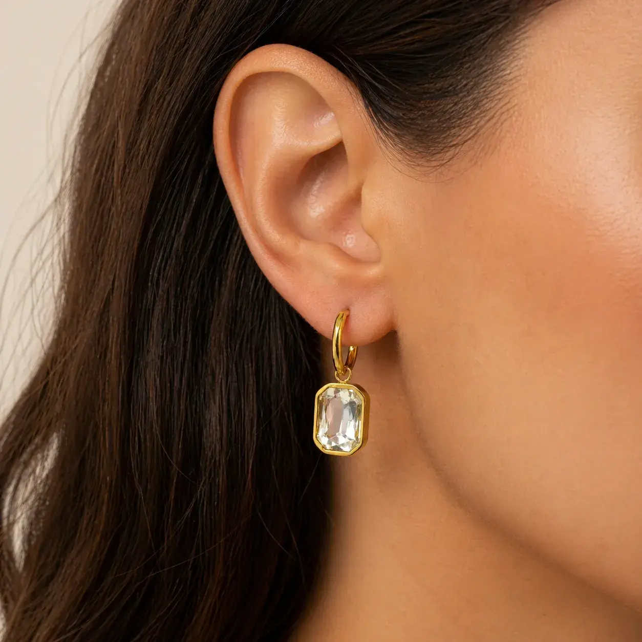 Aretes Acero Dorado Arracadas Huggies Cristal Rectangular