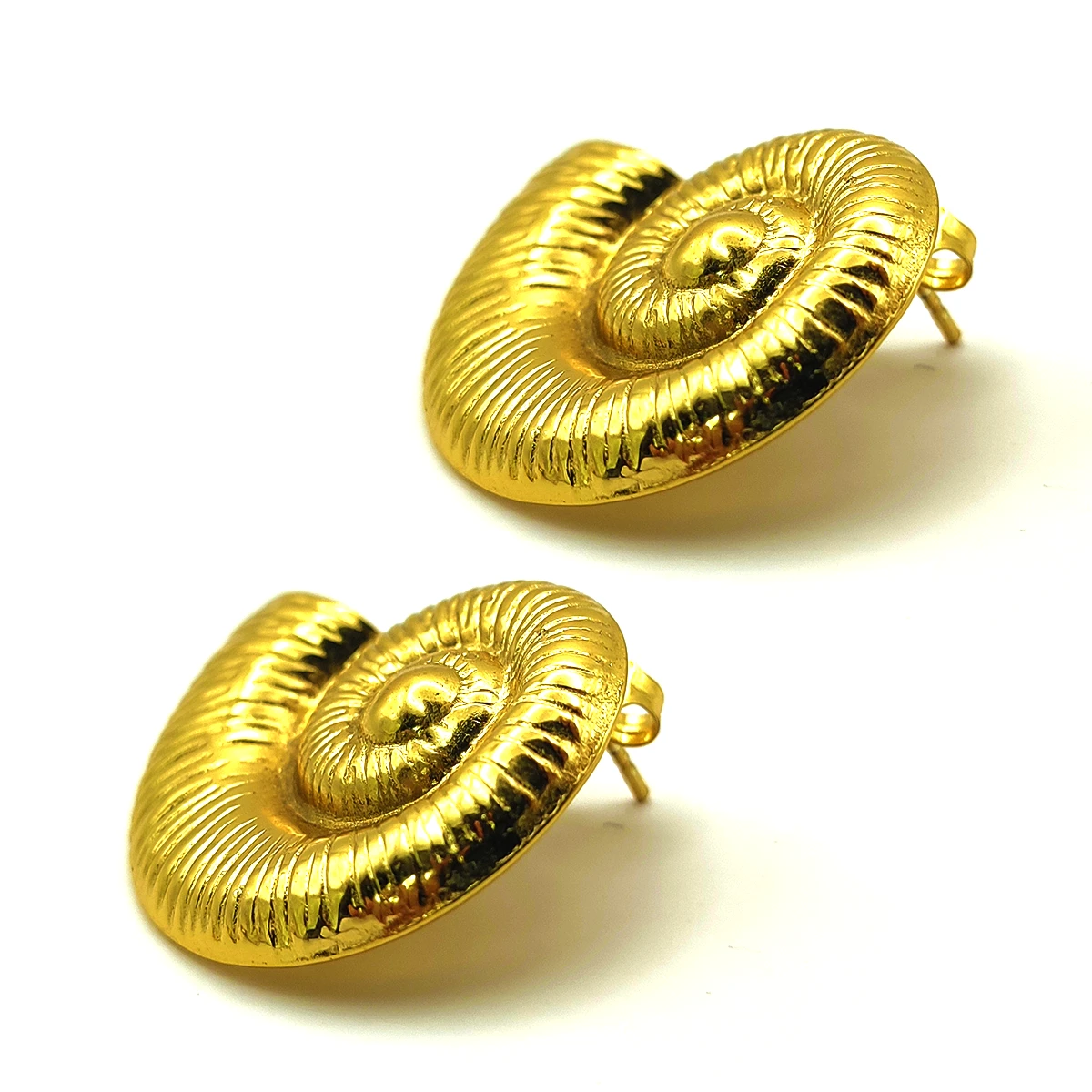 Aretes Acero Inox Dorado Fosil Amonites Caracol