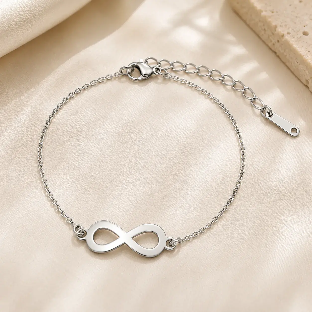 Pulsera Acero Plateado Simbolo Infinito Liso Sencilla