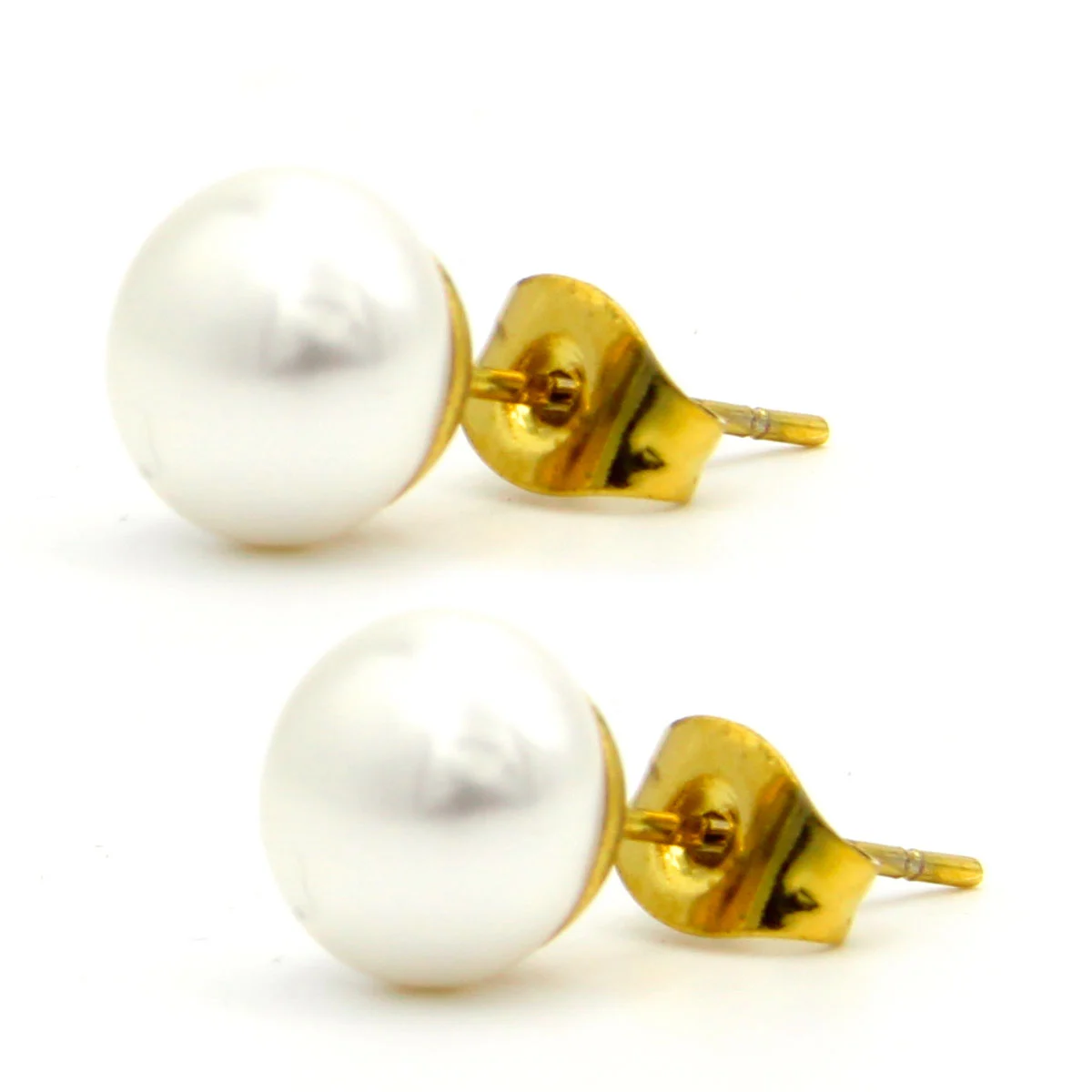 Aretes Acero Dorado Tipo Broquel Imitacion Perla 8mm