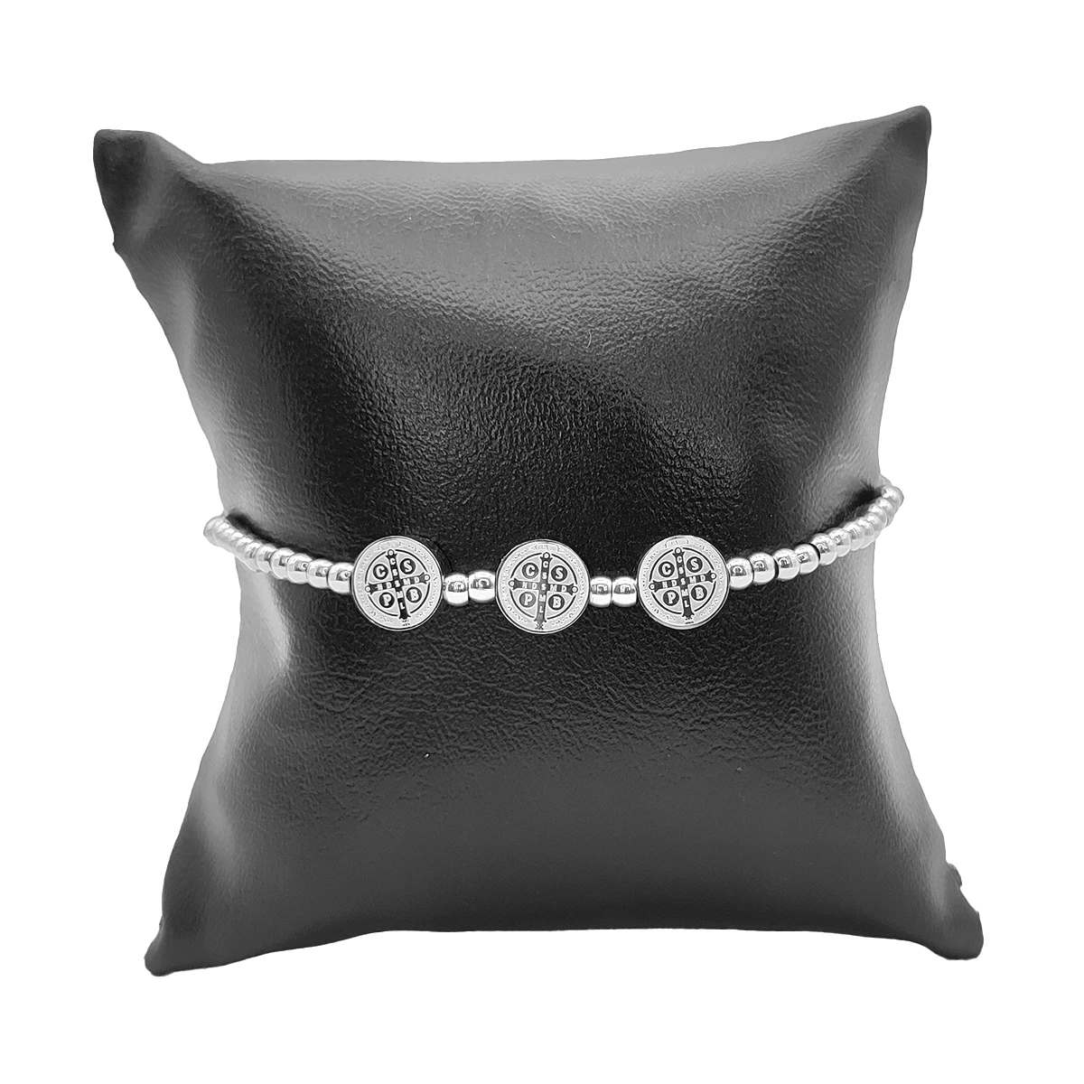 Pulsera Acero Plateado Triple Medalla San Benito Hilo Rojo
