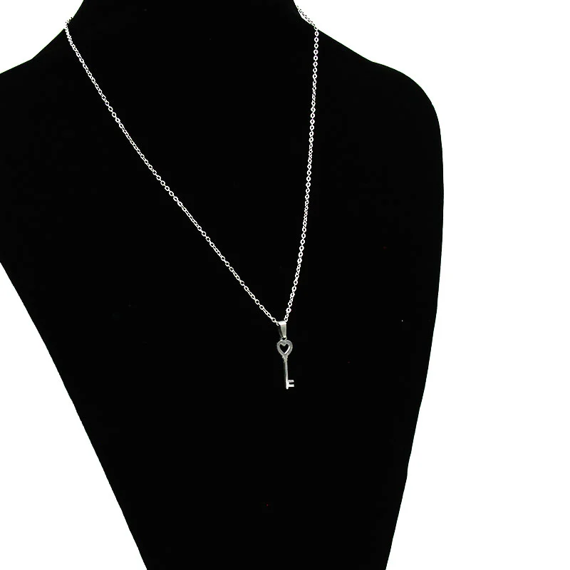 Set de Joyeria Acero Inox Plateado Corazon Llave Antigua