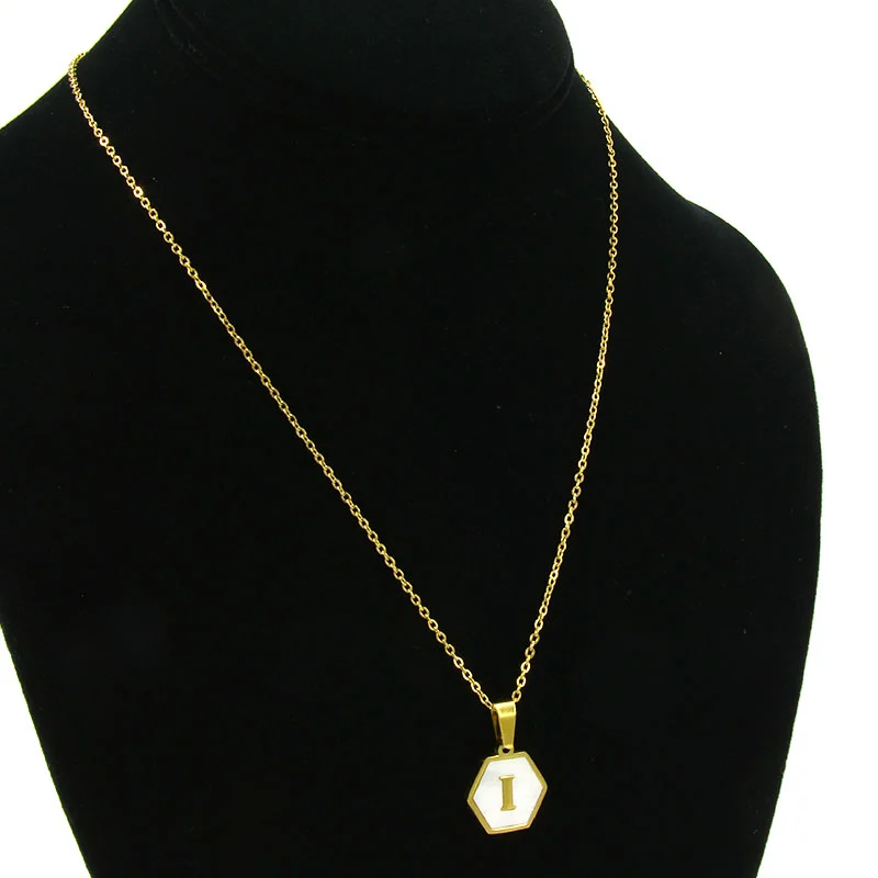 Collar Acero Inox Dorado Hexagonal Letra I Madre Perla