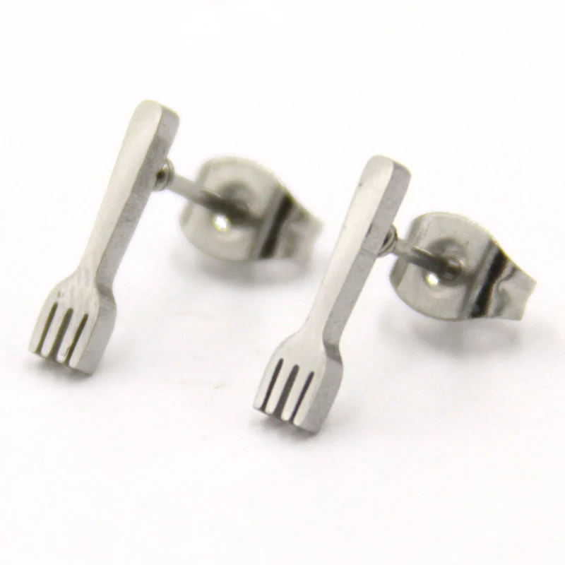 Aretes Tipo Broquel Acero Plateado Tenedor Cheff Cubierto