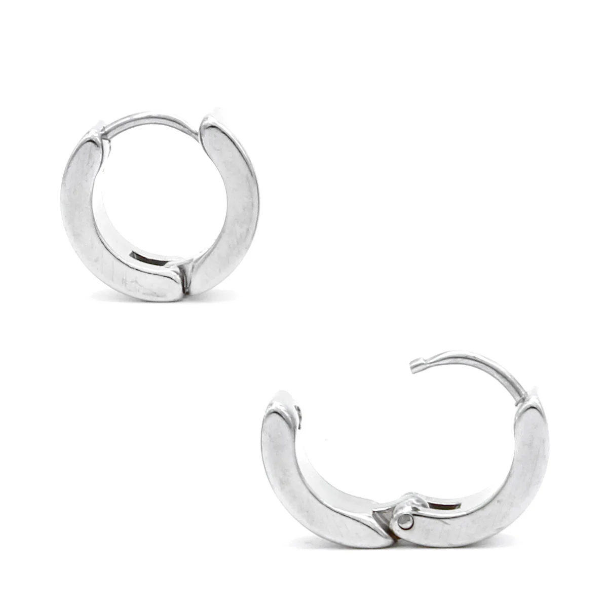 Aretes Tipo Huggies Acero Plateado Arracadas Anchas Lisas