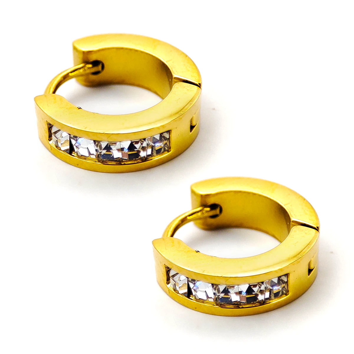 Set Aretes Acero Dorado Huggies Fila Cristales Broquel