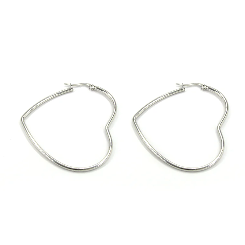 Aretes Acero Plateado Corazon Liso Hueca Tubular 55mm