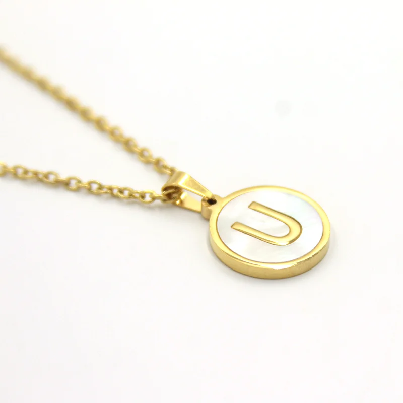 Collar Acero Dorado Letra U Madre Perla