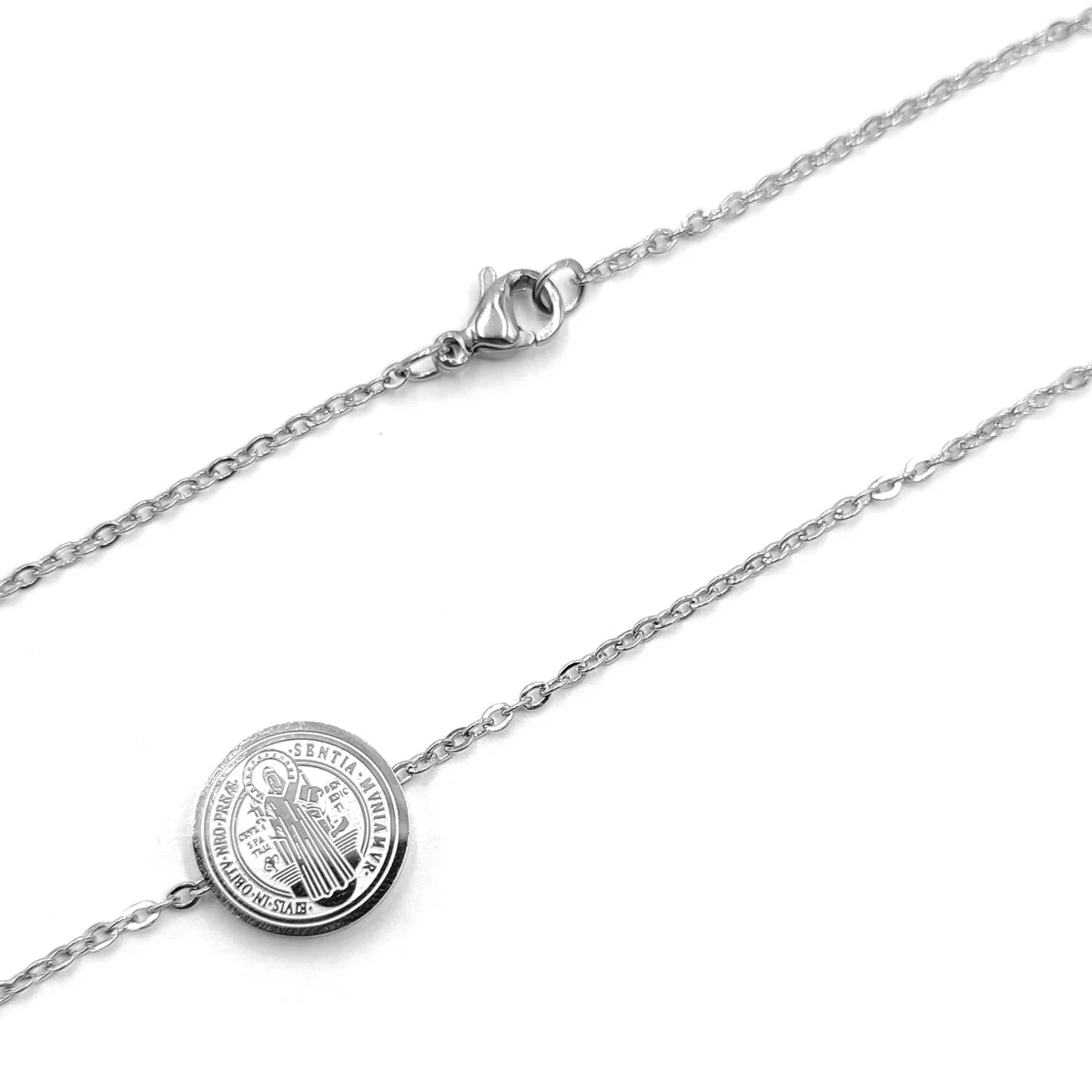 Collar Acero Inoxidable Plateado San Benito Protector