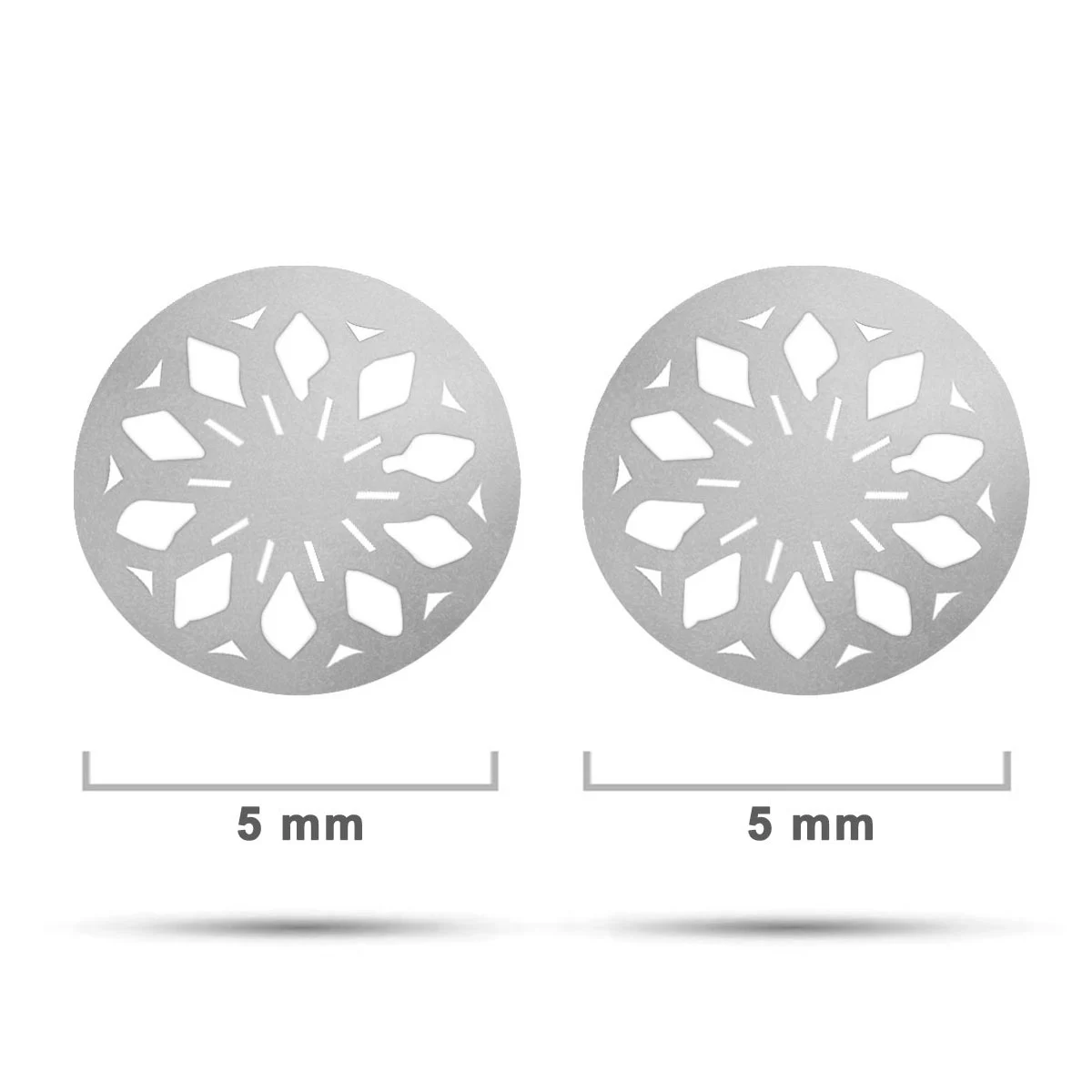 Arete Tipo Broquel Acero Plateado Mini Atrapasueños Chico