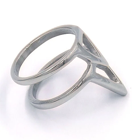 Anillo de Acero Inoxidable Doble Triangulo Plateado