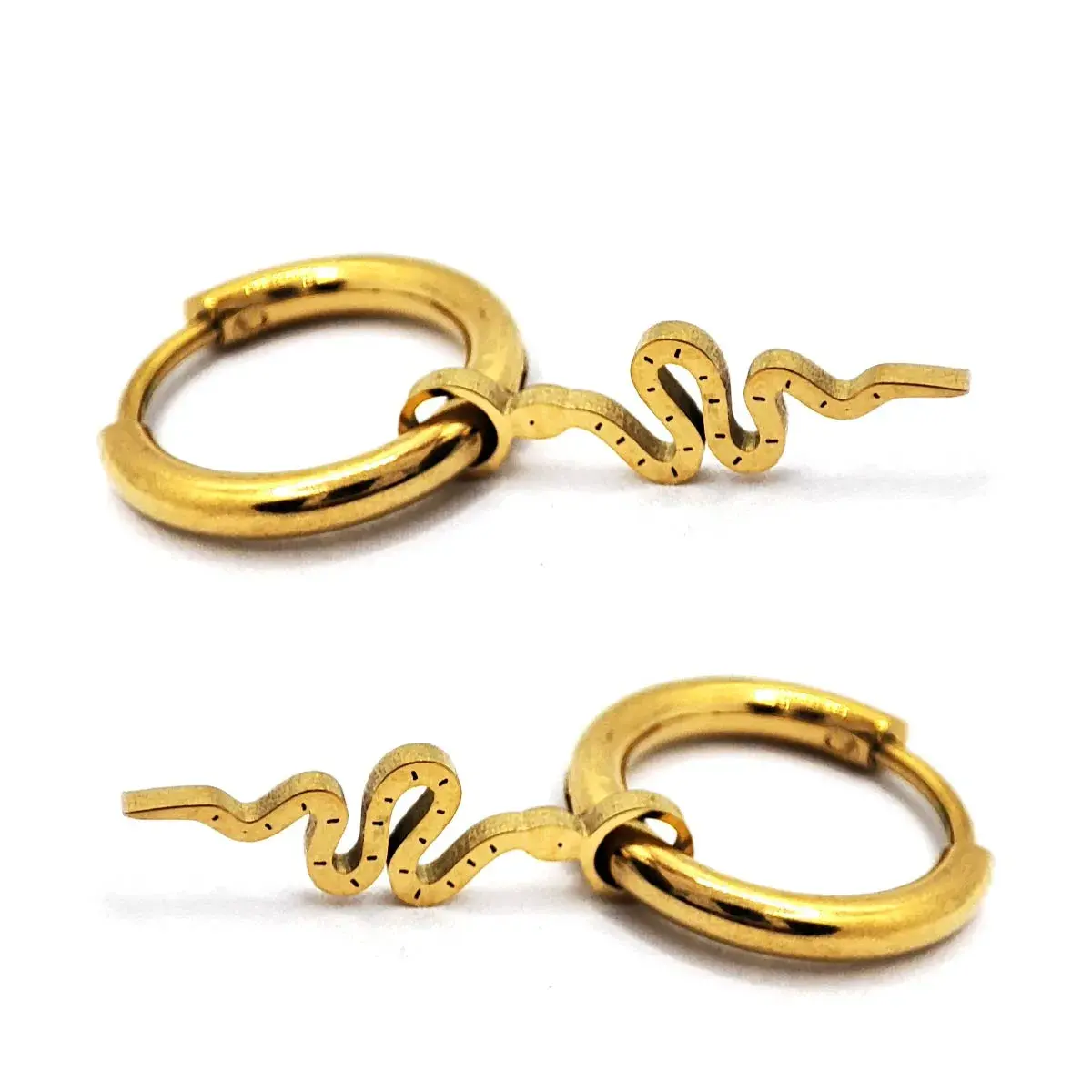 Set Aretes Acero Dorado Nudo de Bruja Serpiente Ear Cuff