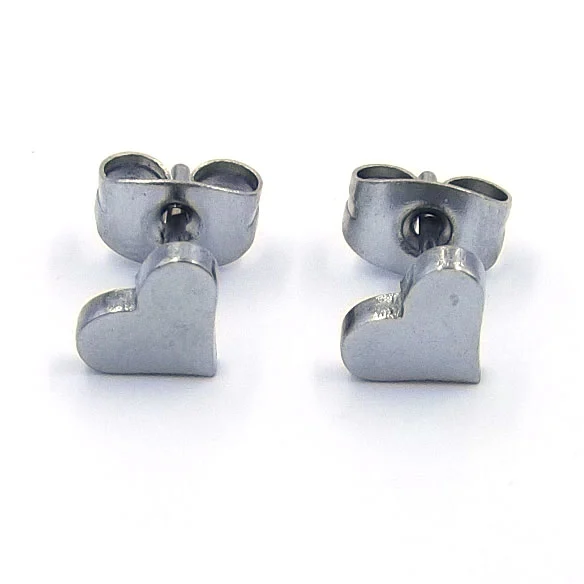 Aretes de Acero tipo Broquel Corazón Perfecto Plateado