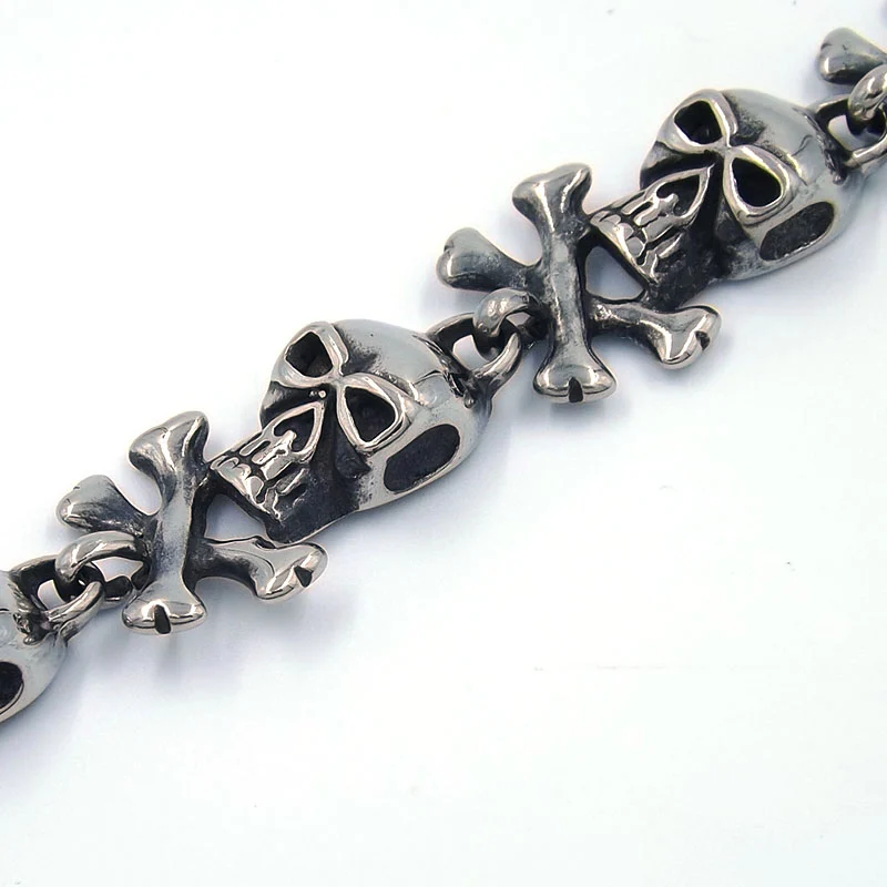 Pulsera de Acero Tipo Esclava Calaveras Piratas