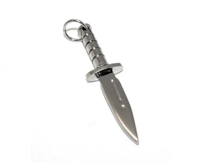 Dije de Acero Inoxidable Diseño Daga Militar