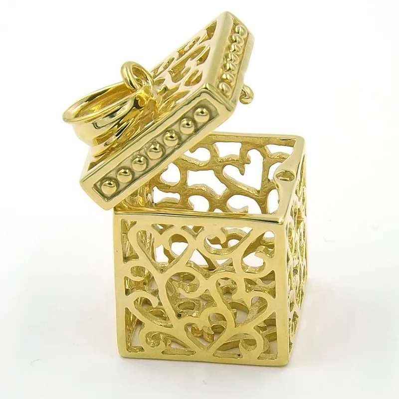Dije Acero Dorado Jaula de los Deseos Cubo Corazones