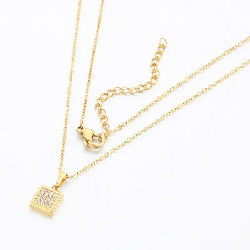 Collar Acero Dorado Mini Cuadrado Cristales Elegante