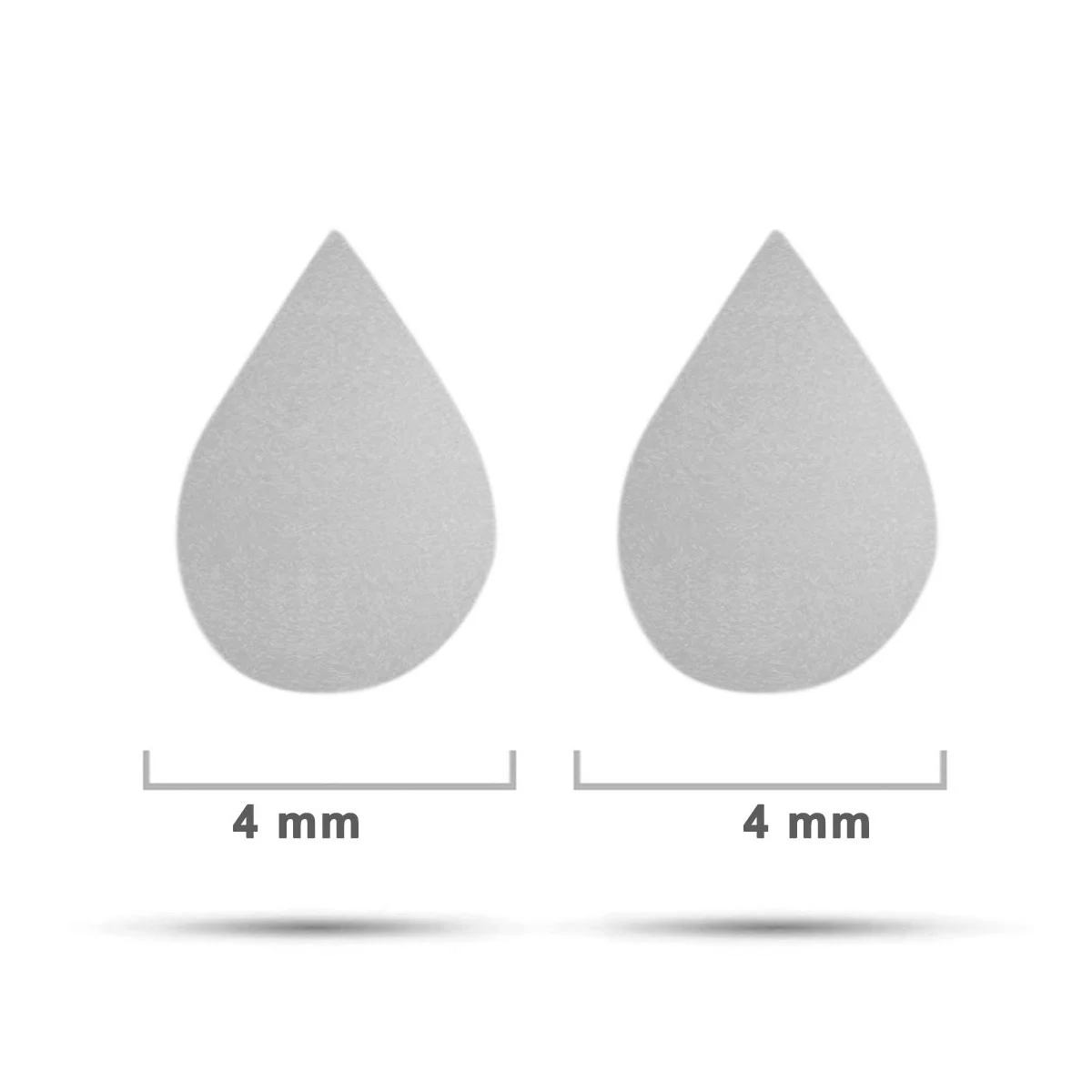 Arete Tipo Broquel Acero Plateado Mini Gota Pequeña Lisa