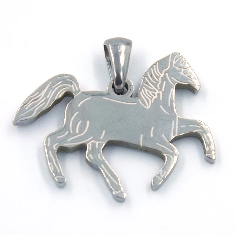 Dije de Acero Plateado Caballo Salvaje