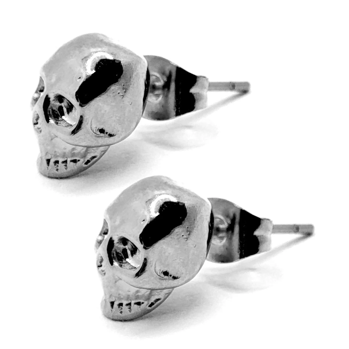Aretes Acero Plateado Tipo Broquel Craneo Calavera Skull
