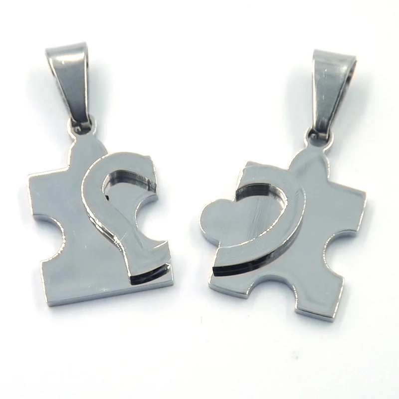 Par de Dijes Diseño Rompecabezas Corazon Plata