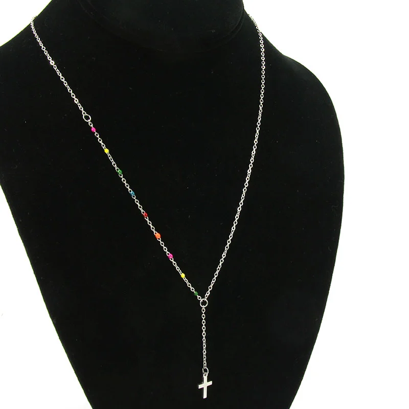 Collar Acero Plateado Cruz Latina Sencilla Color Alegre