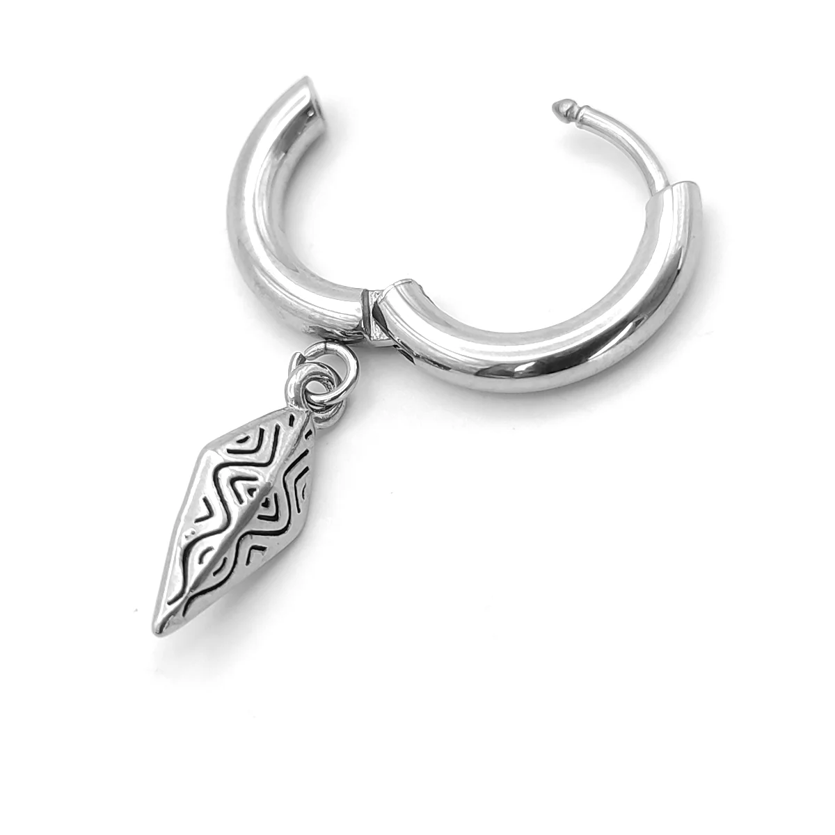 Piercing de Oreja Acero Plateado Colgante Daga Huggie