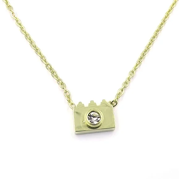 Collar Acero Dorado Camara Fotográfica con Cristal