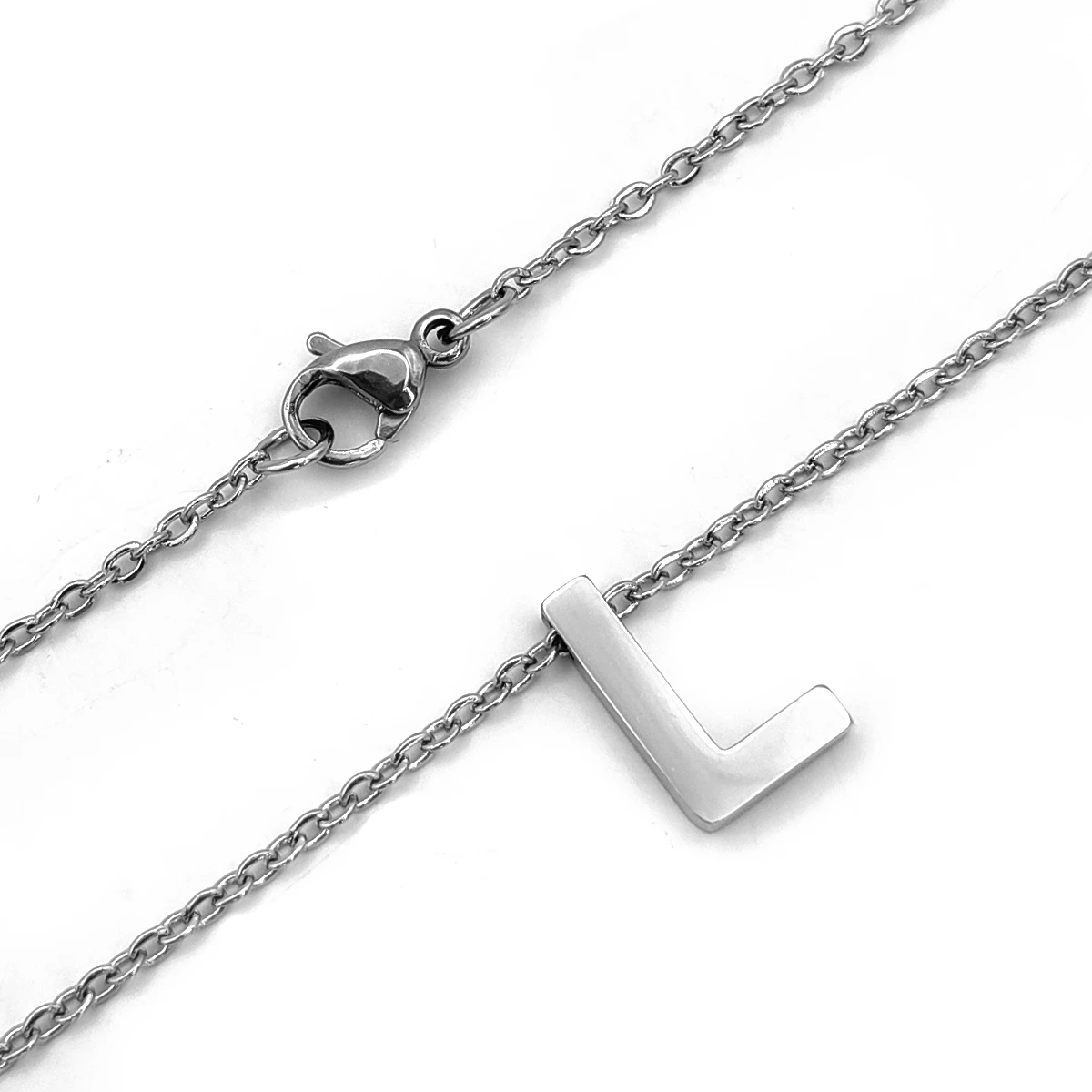 Collar Acero Inoxidable Plateado Letra L Pequeña Nice