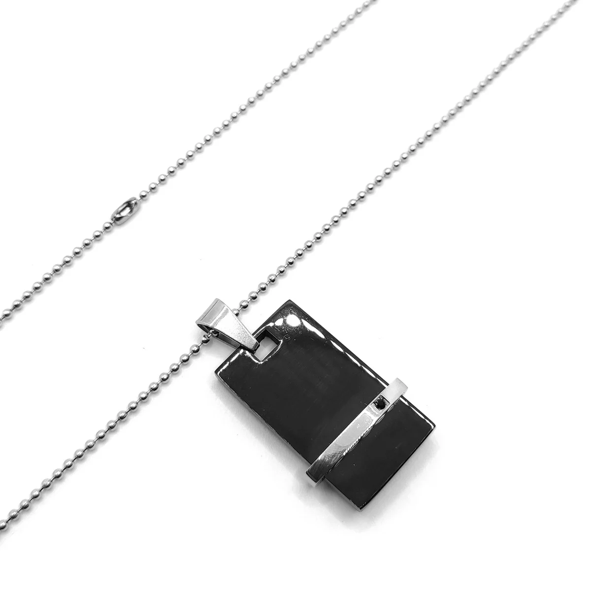 Collar Acero Placa Negra Linea Plateada Zirconia Elegante