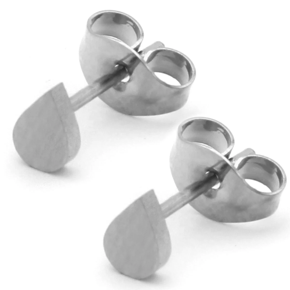 Arete Tipo Broquel Acero Plateado Mini Gota Pequeña Lisa