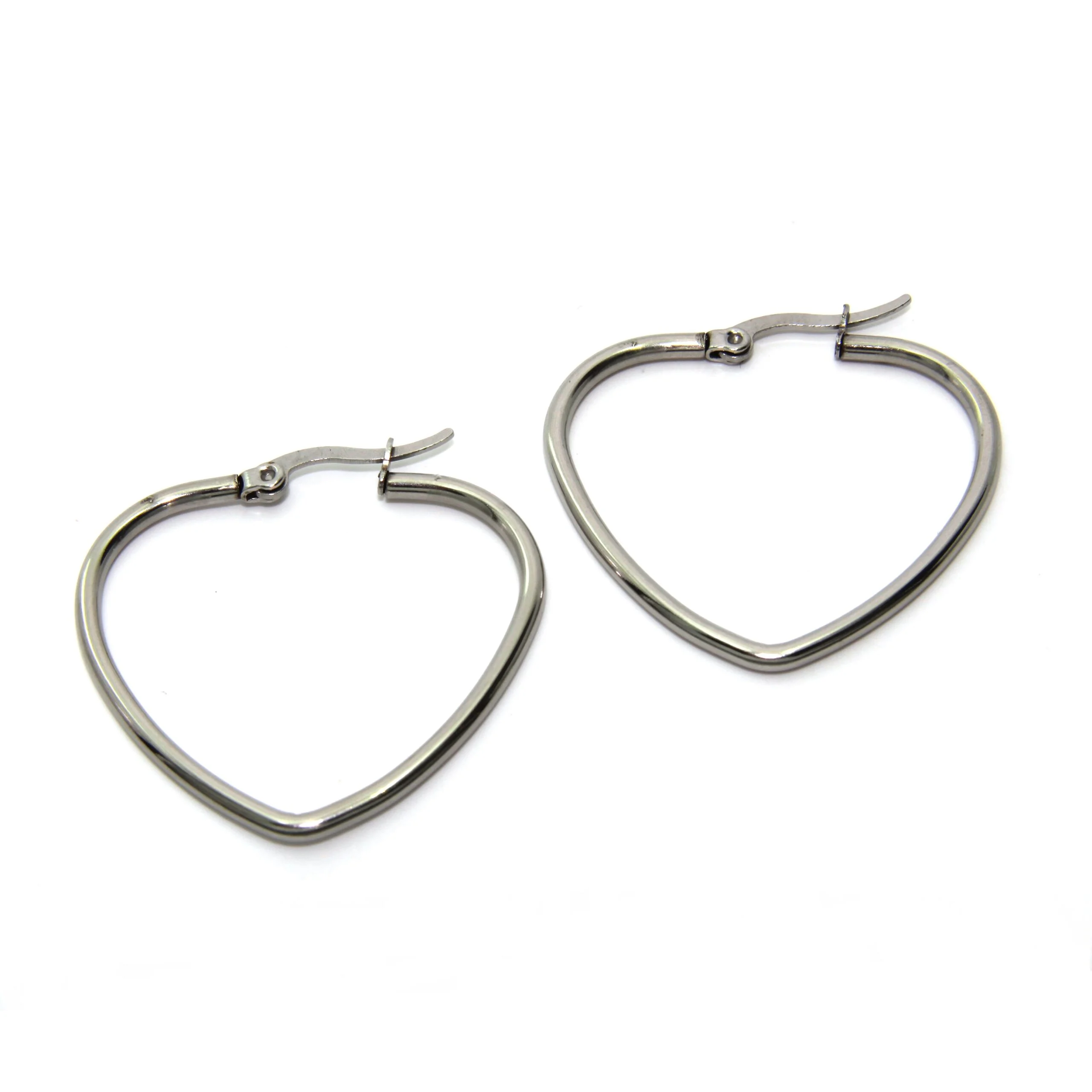 Aretes Acero Plateado Arracadas Corazón Tubular Liso 32mm
