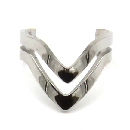 Ear Cuff Acero Inoxidable Plateado Triángulo Moderno - aretes